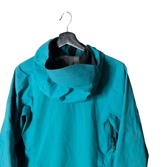 Arc’teryx Womens Goretex Jacket Small - Picture 5 of 8